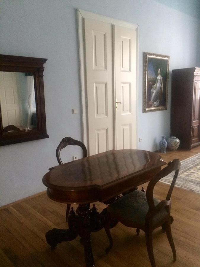 Althansky Palac Znojmo Exteriör bild