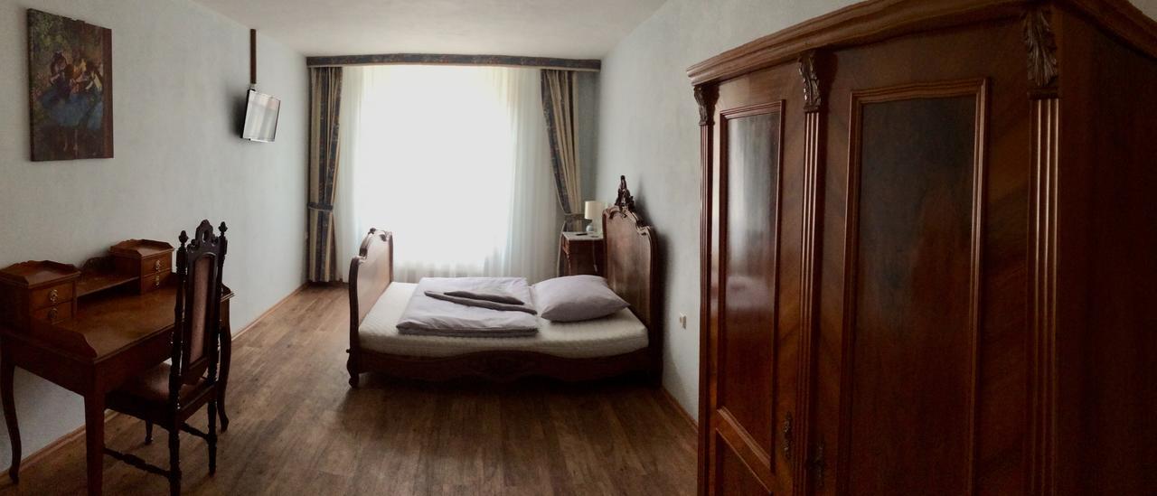 Althansky Palac Znojmo Exteriör bild